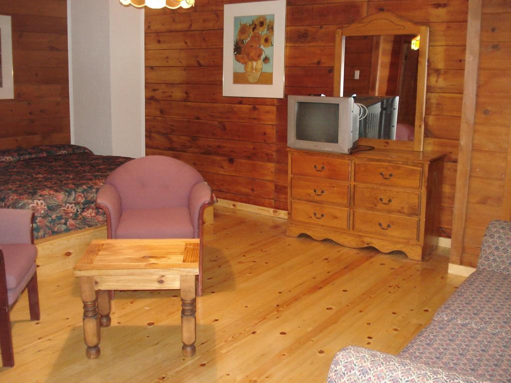 Auberge Alpine Inn Sainte-Adèle Camera foto