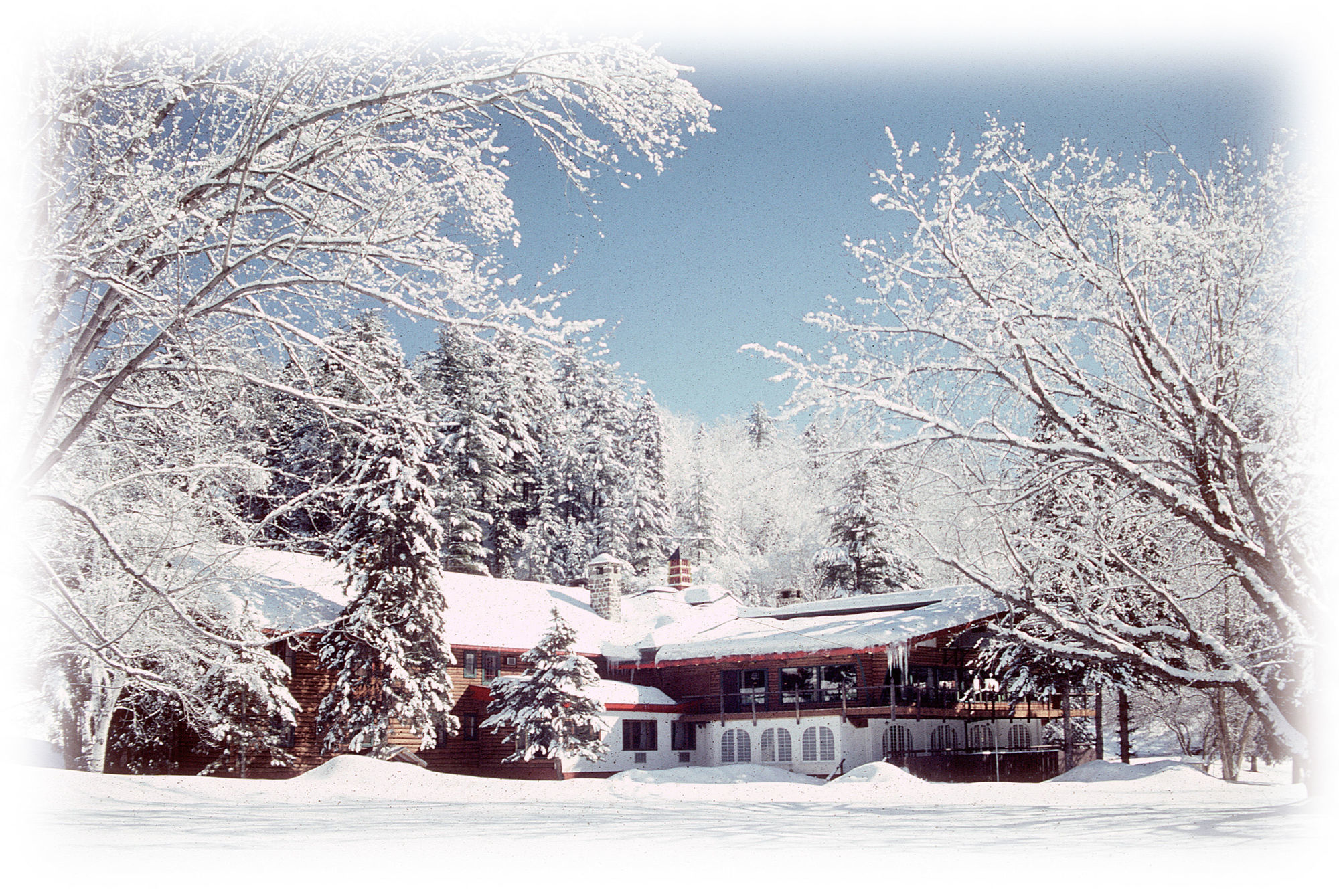 Auberge Alpine Inn Sainte-Adèle Esterno foto